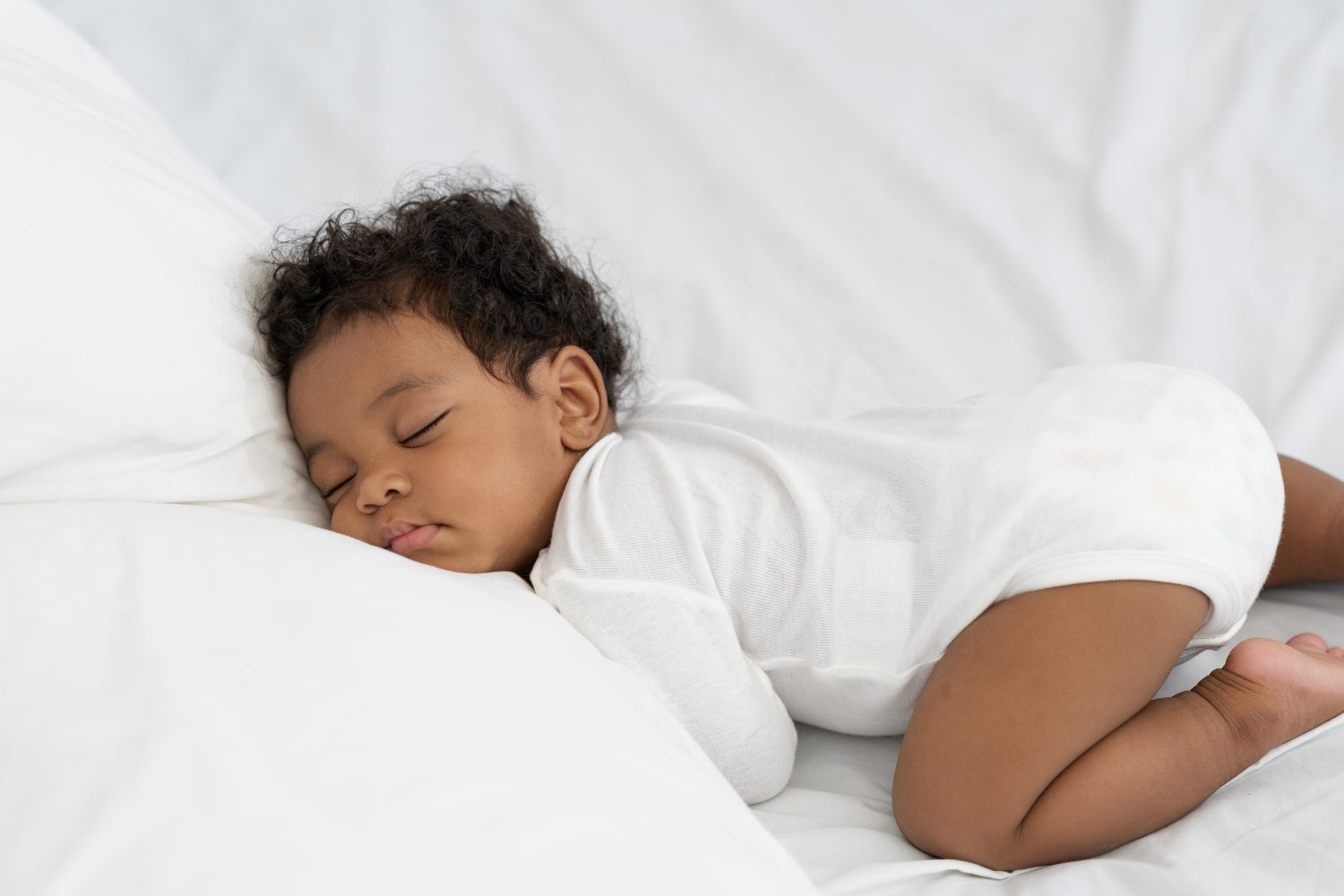 The Pros and Cons of Using a White Noise Machine in Your Baby's Room